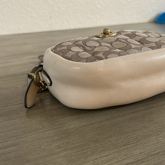 COACH Signature Jacquard Camera Bag Quilted Crossbody C5275 - Picture 9 of 12